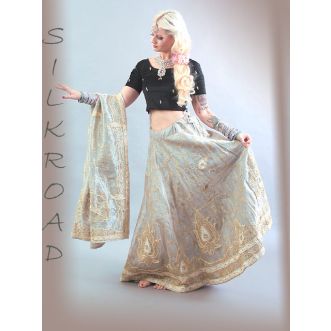 Rock Lengha mit Dupatta SAVERA