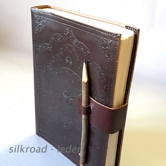 Lederbuch • STIFT