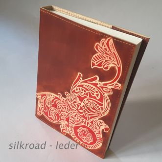 Lederbuchhülle • Ranke, rot
