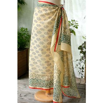 Sarong • Bianca